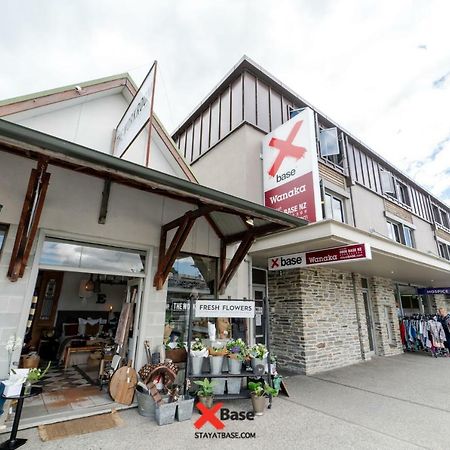 Base Wanaka Hostel ภายนอก รูปภาพ