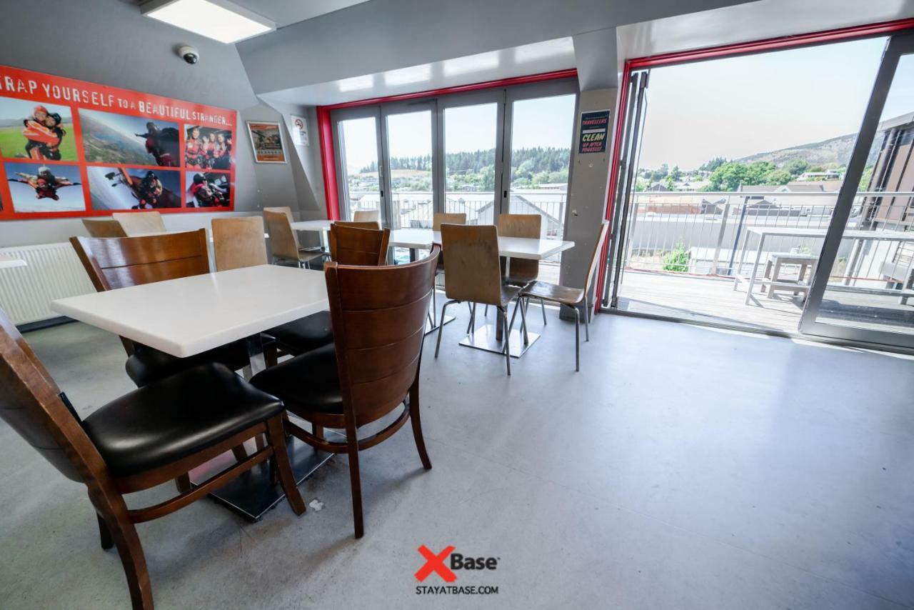 Base Wanaka Hostel ภายนอก รูปภาพ