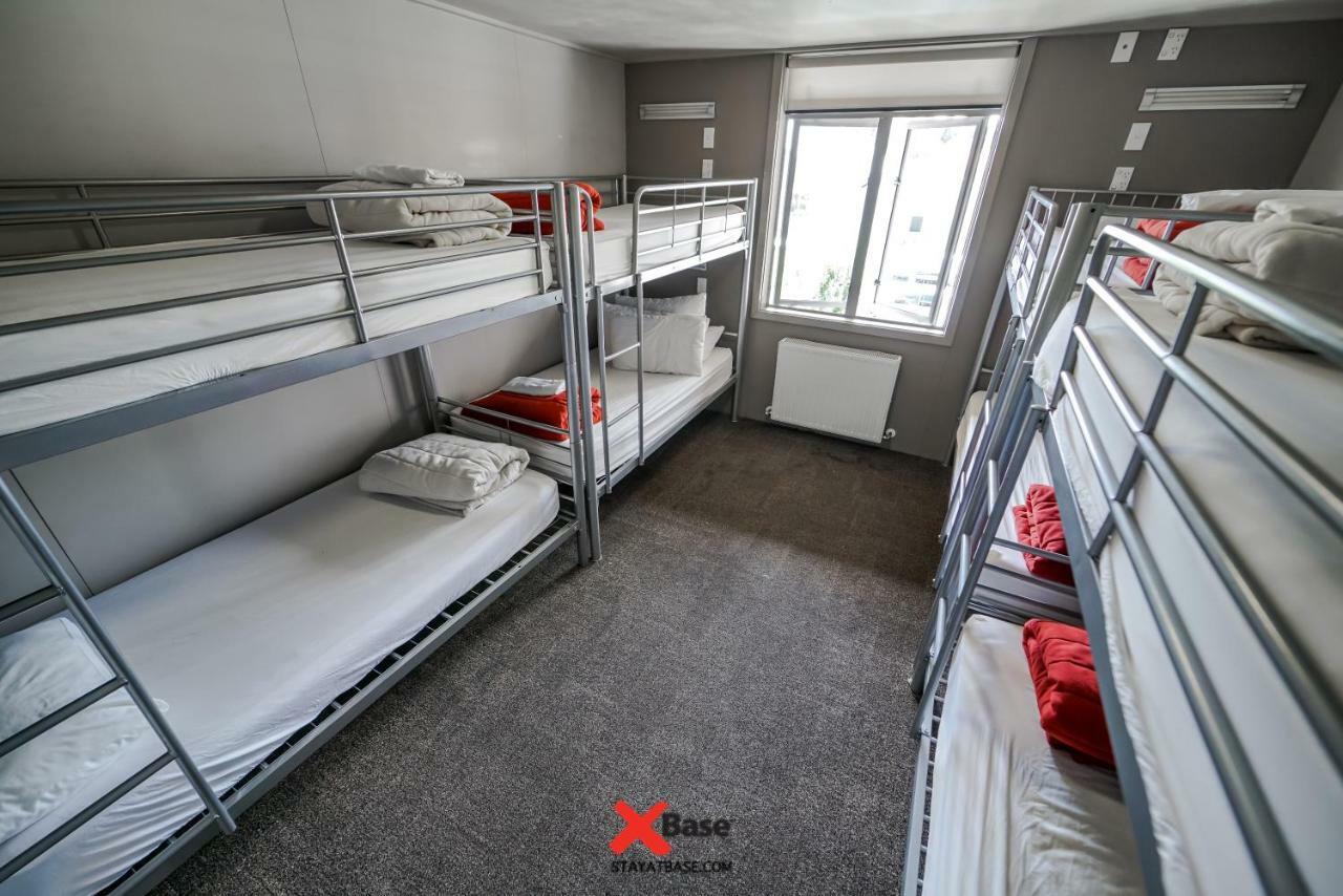 Base Wanaka Hostel ภายนอก รูปภาพ