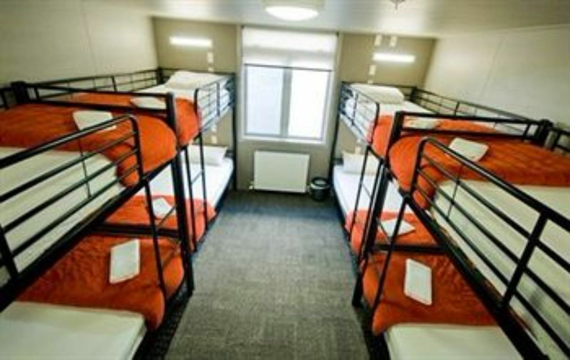 Base Wanaka Hostel ภายนอก รูปภาพ
