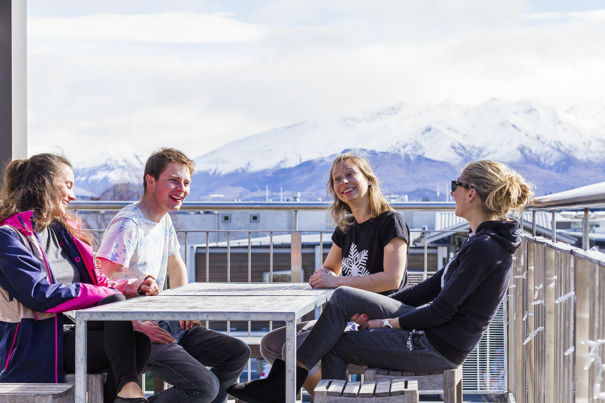 Base Wanaka Hostel ภายนอก รูปภาพ